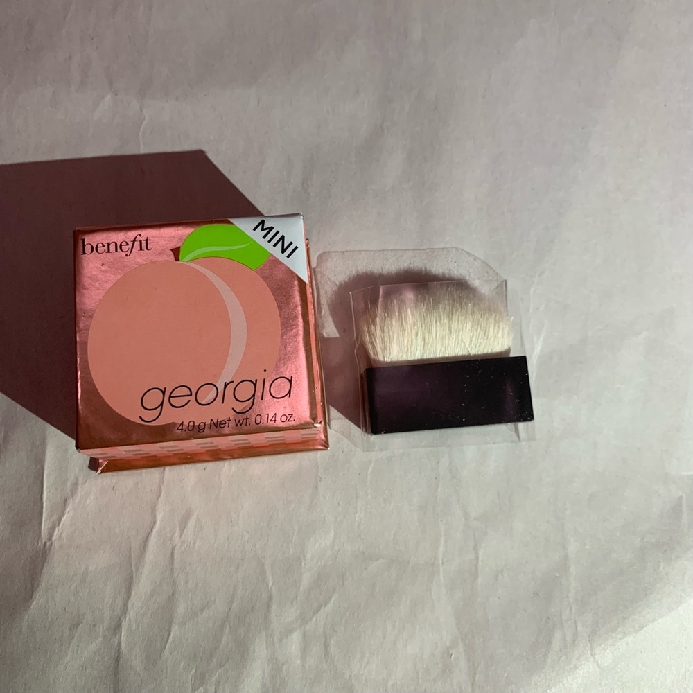 Benefit Georgia mini - Picture 1 of 4